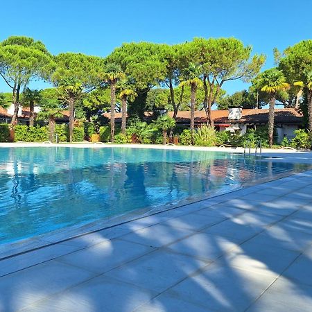 Villetta Corte Grande Aprilia Marittima Bagian luar foto